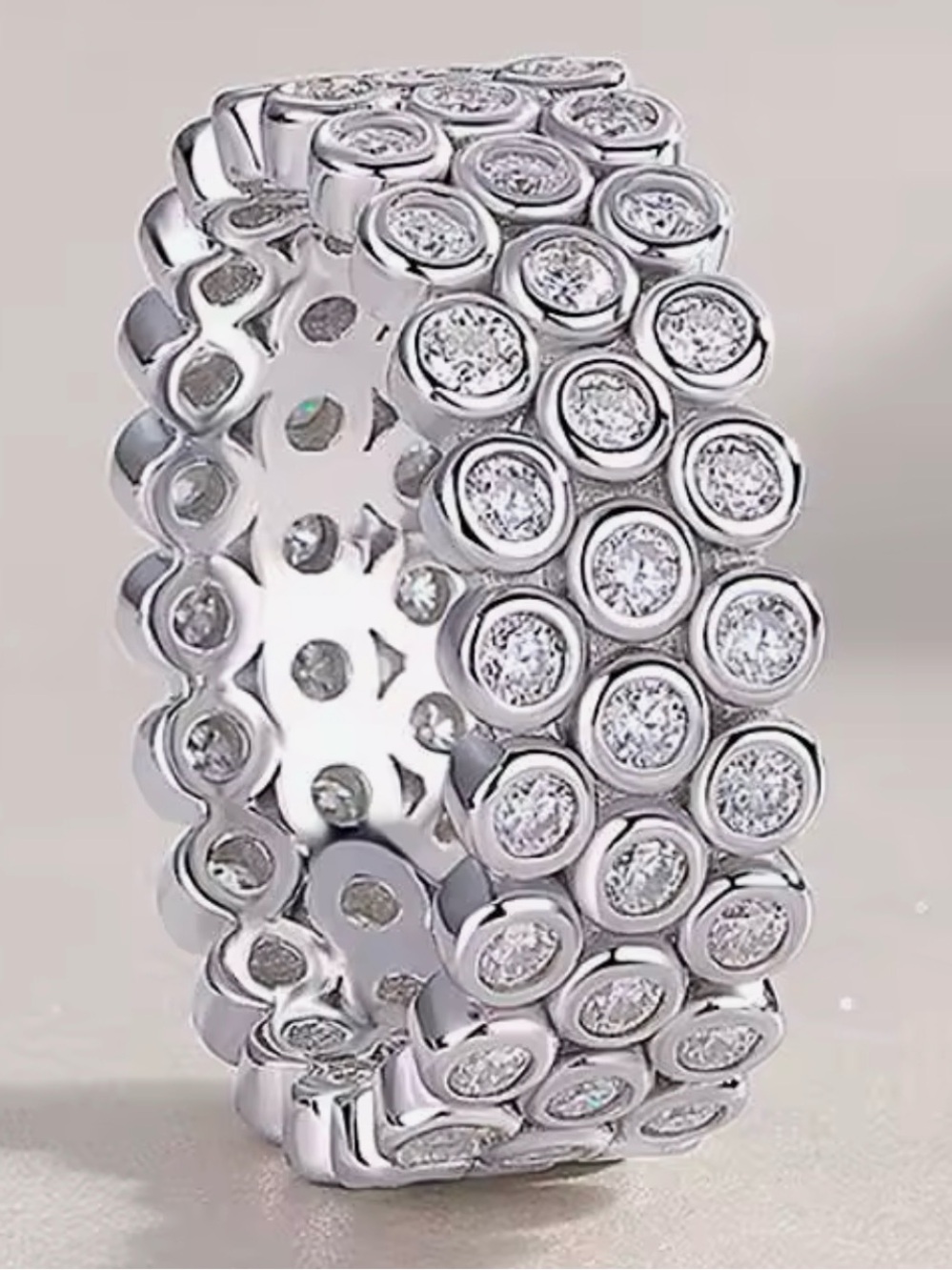 14K 3 Row Bezel-Set Band